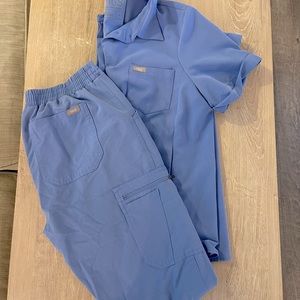 FIGS Ceil blue scrub set